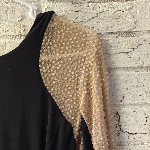 XSCAPE Black Long Sleeve Evening Gown with Illusion Beaded Mesh โ Size 8 - Picture 4 of 12
